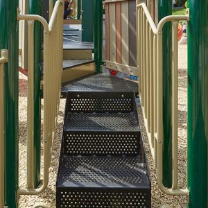 Accessible Step-up between Decks