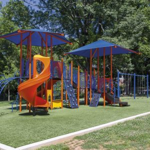 Playground Structure Model B312467R0